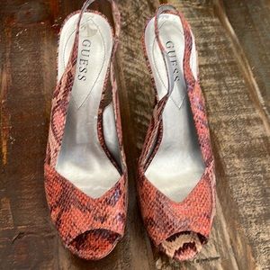 Guess heels 9m